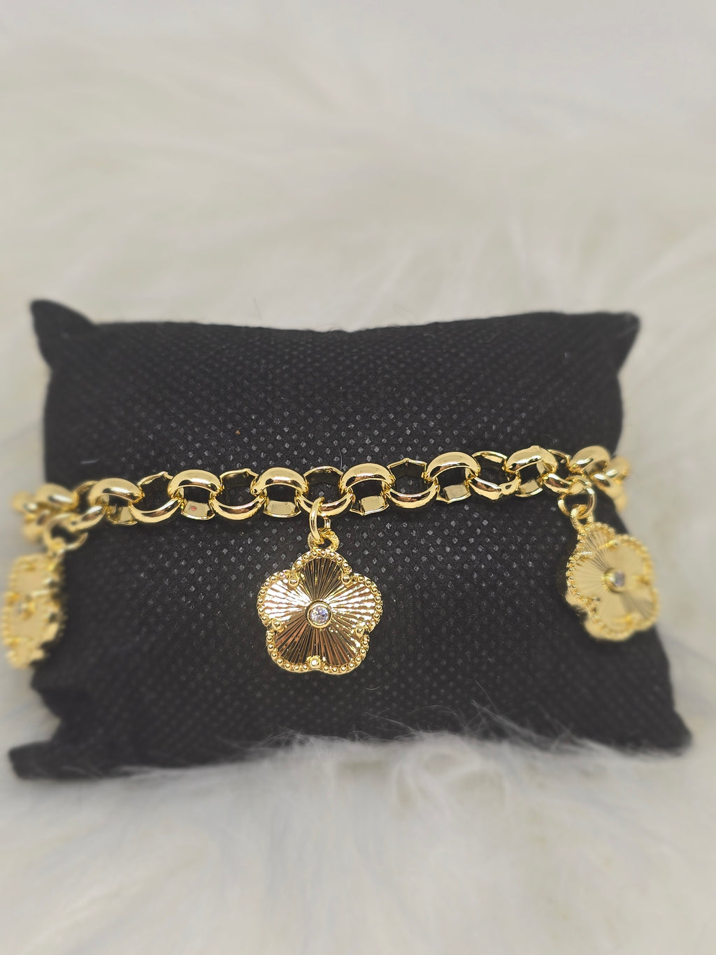 Flower pendant brazalete
