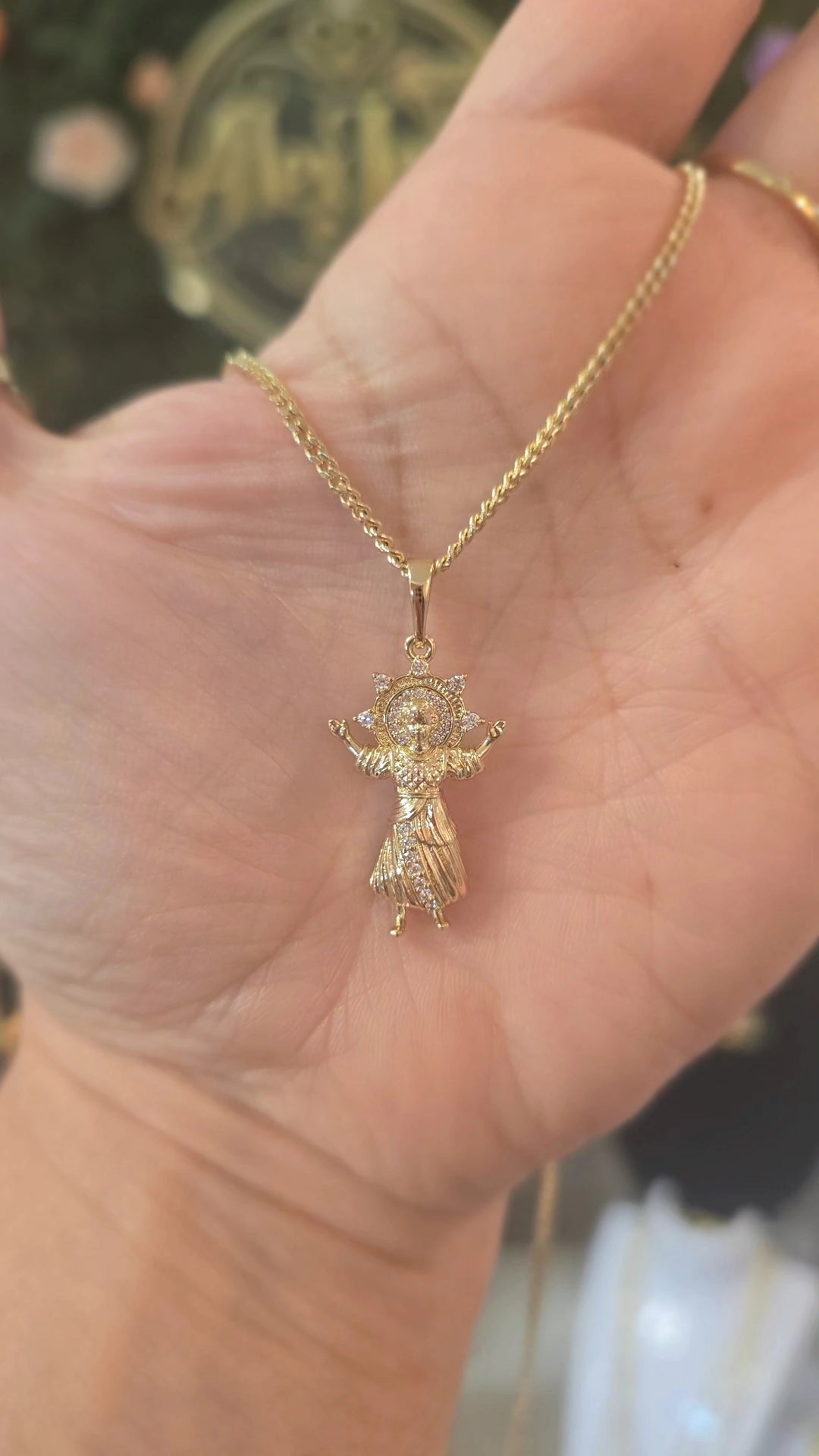 Divino Niño chain