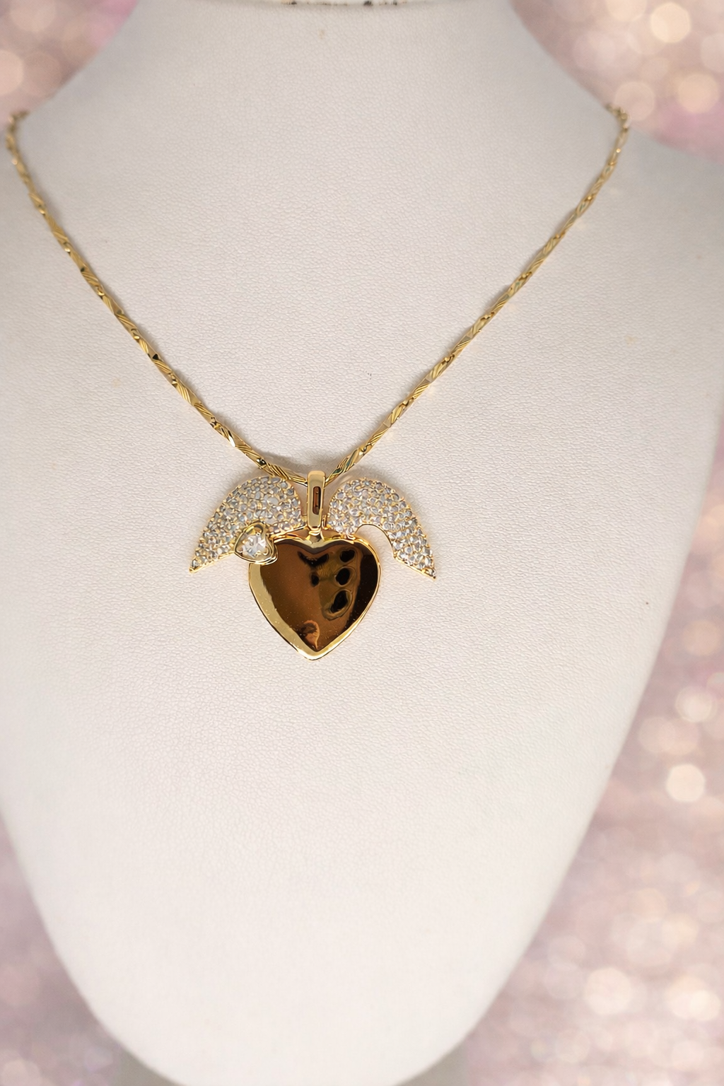 Chain with open heart pendant