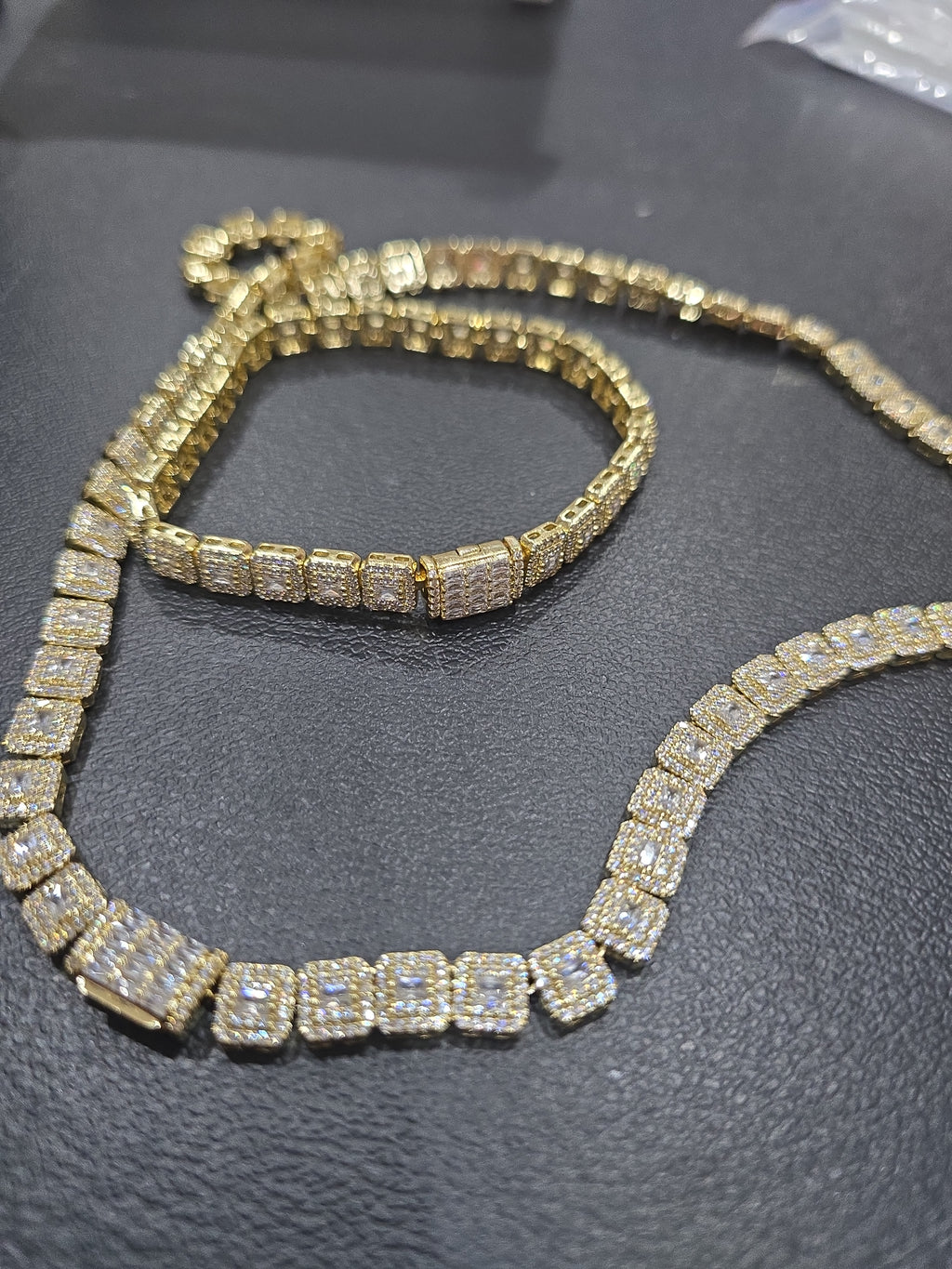 Square zirconia shocker set