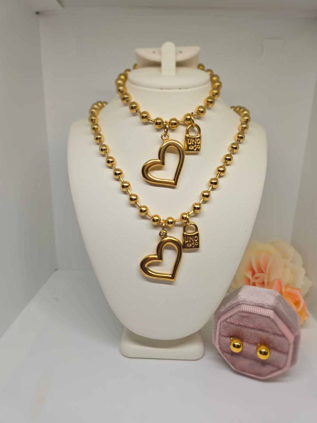 Heart lock set